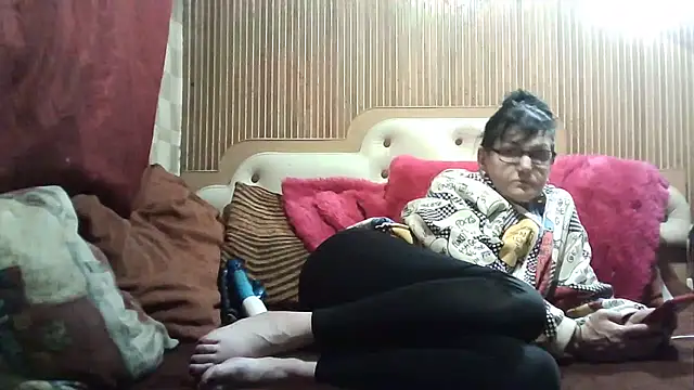 Snapshot of AlanaLaDream chatting on February 7, 2026, 8:45 pm AlanaLaDream online show from February 7, 2026, 8:45 pm