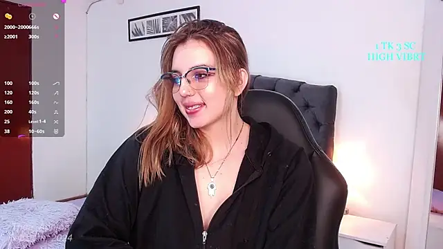 Snapshot of Thea_Aphros_ chatting on February 11, 2025, 11:54 pm Thea Aphros online show from February 11, 2025, 11:54 pm