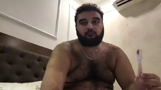 Snapshot of teddy_alan chatting on April 25, 2026, 3:42 pm teddy alan online show from April 25, 2026, 3:42 pm