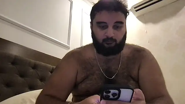 Snapshot of teddy_alan chatting on April 27, 2026, 10:46 am teddy alan online show from April 27, 2026, 10:46 am