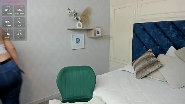 Charlotte Mayer online show from April 1, 2026, 11:22 am