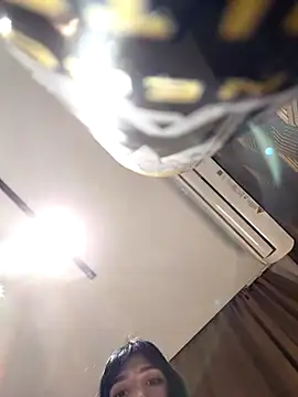 Snapshot of KeithTown chatting on November 27, 2025, 6:10 pm KeithTown online show from November 27, 2025, 6:10 pm