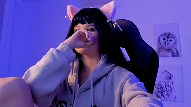 Snapshot of Elainebeness chatting on December 15, 2024, 7:42 pm Elainebeness online show from December 15, 2024, 7:42 pm