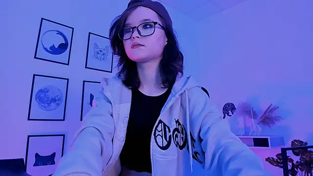 Snapshot of Elainebeness chatting on December 20, 2024, 7:17 pm Elainebeness online show from December 20, 2024, 7:17 pm