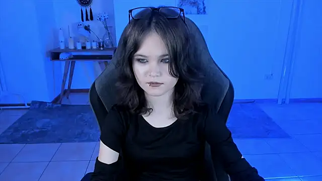 Snapshot of Elainebeness chatting on December 29, 2024, 9:41 pm Elainebeness online show from December 29, 2024, 9:41 pm