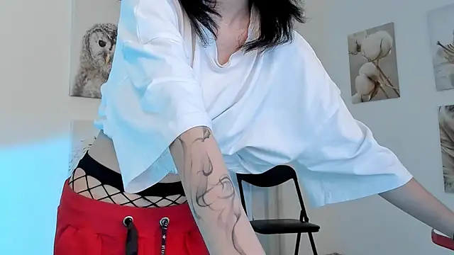 Snapshot of Elainebeness chatting on February 8, 2025, 1:54 am Elainebeness online show from February 8, 2025, 1:54 am