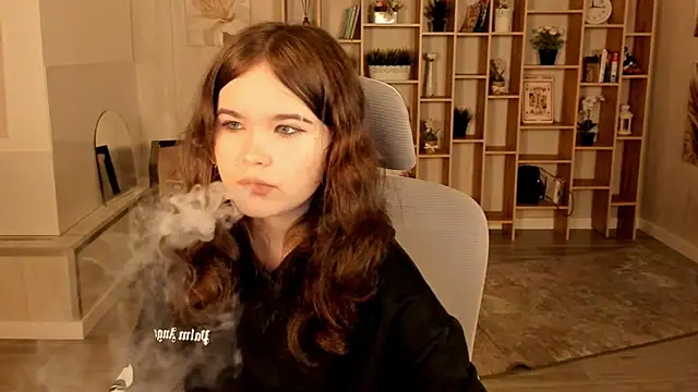 Snapshot of Elainebeness chatting on September 17, 2025, 7:37 pm Elainebeness online show from September 17, 2025, 7:37 pm