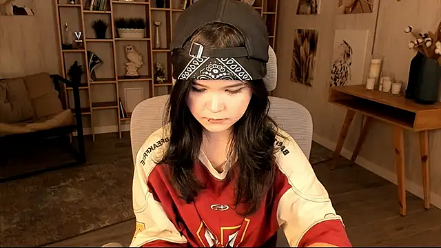 Snapshot of Elainebeness chatting on October 8, 2025, 7:33 pm Elainebeness online show from October 8, 2025, 7:33 pm