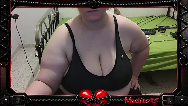 Maebi online show from July 27, 2026, 9:00 pm