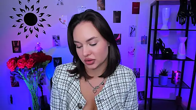 JaneWyatt online show from March 6, 2025, 10:41 am