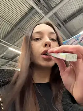 Cherry    Pie online show from October 10, 2025, 7:02 pm