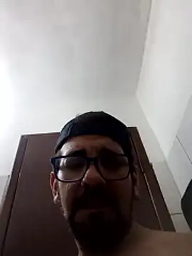 Snapshot of Gostozim7 chatting on May 20, 2026, 6:03 pm Gostozim7 online show from May 20, 2026, 6:03 pm
