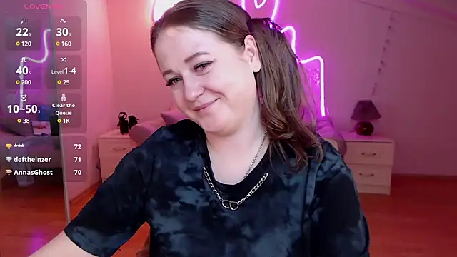 LizzyShine online show from March 10, 2025, 8:56 pm