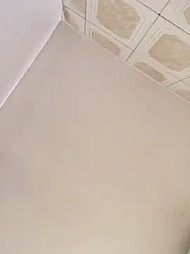 Miss oliviaa online show from January 21, 2025, 8:11 pm