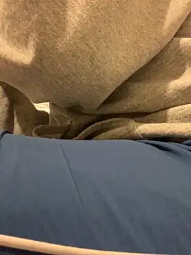 Miss oliviaa online show from November 15, 2025, 6:26 pm