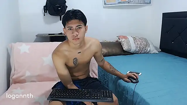 Snapshot of logannth chatting on March 20, 2025, 2:08 am logannth online show from March 20, 2025, 2:08 am