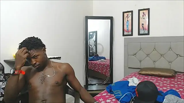 Snapshot of logannth chatting on February 25, 2026, 6:39 pm logannth online show from February 25, 2026, 6:39 pm