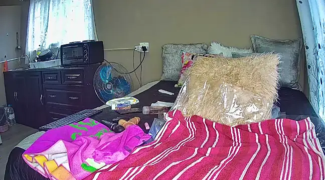 ThickianaRider online show from February 2, 2025, 5:32 am