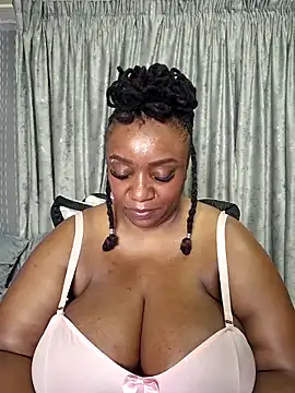 Snapshot of ThickianaRider chatting on March 21, 2026, 3:00 am ThickianaRider online show from March 21, 2026, 3:00 am