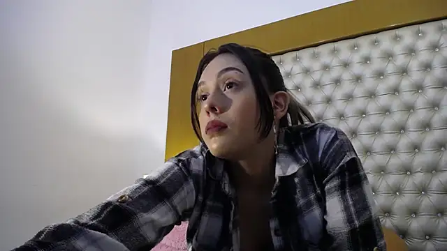 Snapshot of MegannMyerss chatting on January 21, 2025, 8:00 pm MegannMyerss online show from January 21, 2025, 8:00 pm