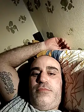 Snapshot of pelarrico12 chatting on October 15, 2025, 4:34 am pelarrico12 online show from October 15, 2025, 4:34 am