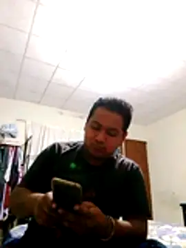 Snapshot of R1ch_Daddy chatting on August 6, 2026, 2:24 am R1ch Daddy online show from August 6, 2026, 2:24 am