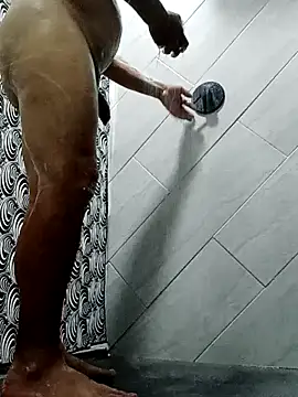 Snapshot of luchoarr chatting on February 12, 2025, 10:37 pm luchoarr online show from February 12, 2025, 10:37 pm