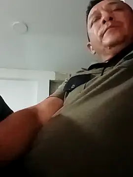 Snapshot of luchoarr chatting on September 25, 2025, 2:26 am luchoarr online show from September 25, 2025, 2:26 am