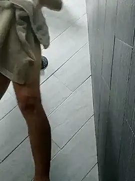 Snapshot of luchoarr chatting on October 31, 2025, 11:06 pm luchoarr online show from October 31, 2025, 11:06 pm