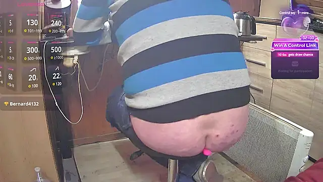 misteryman1956 online show from March 13, 2025, 11:19 am