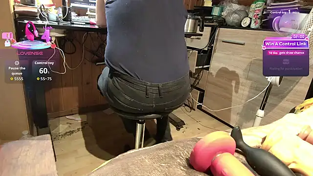 misteryman1956 online show from July 29, 2026, 3:37 am