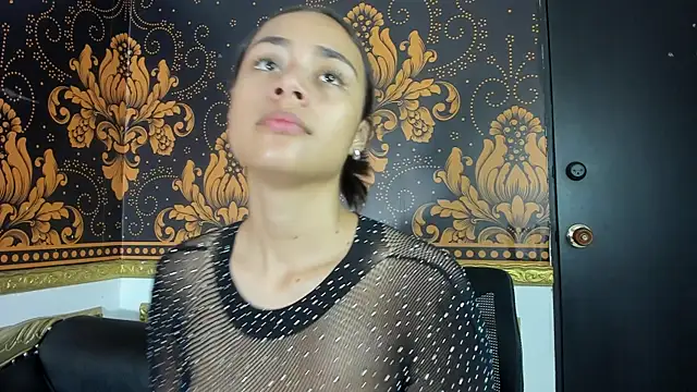 Snapshot of sheyla_sweet18 chatting on March 5, 2025, 12:22 pm sheyla sweet18 online show from March 5, 2025, 12:22 pm