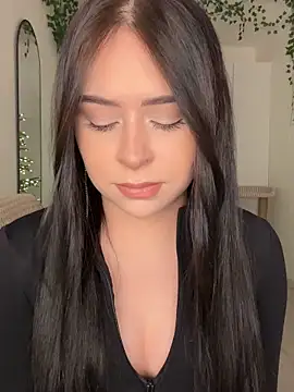  SweetCandyy online show from February 6, 2026, 7:39 pm