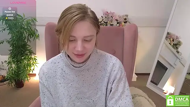 Snapshot of MirraBellanta chatting on April 28, 2026, 11:32 pm MirraBellanta online show from April 28, 2026, 11:32 pm