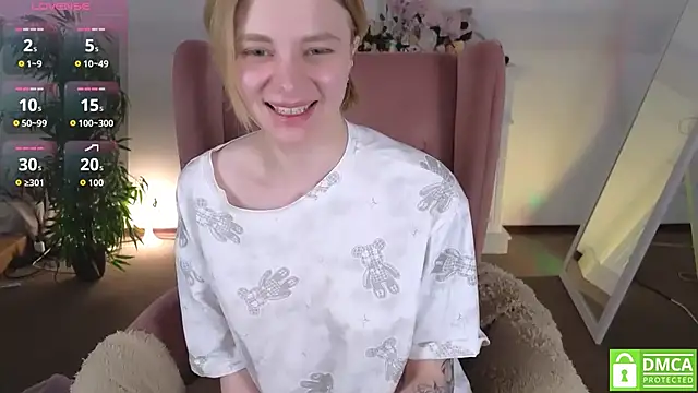 Snapshot of MirraBellanta chatting on May 15, 2026, 11:12 pm MirraBellanta online show from May 15, 2026, 11:12 pm