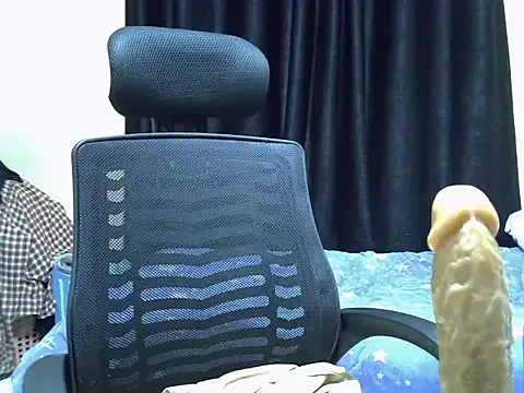 Horny-slut  online show from July 16, 2026, 8:37 pm