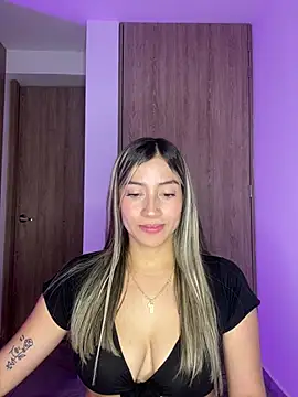 Issabela G1 online show from January 31, 2025, 4:58 am