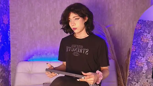 Snapshot of pixy_20 chatting on February 12, 2026, 3:34 am pixy 20 online show from February 12, 2026, 3:34 am