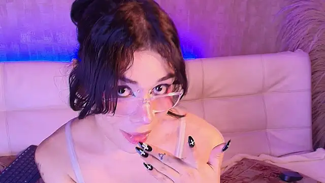 Snapshot of pixy_20 chatting on March 3, 2026, 10:15 pm pixy 20 online show from March 3, 2026, 10:15 pm