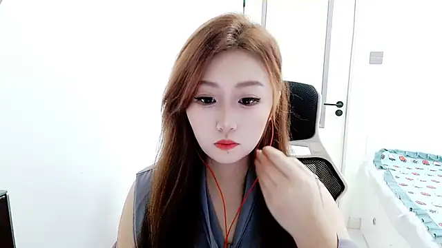 zhenzhen999 online show from October 31, 2025, 3:51 am