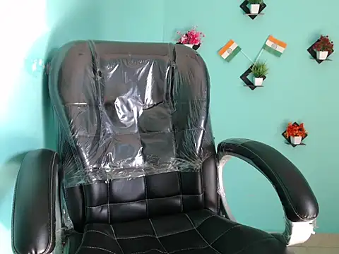 Yashi online show from March 19, 2025, 10:11 am