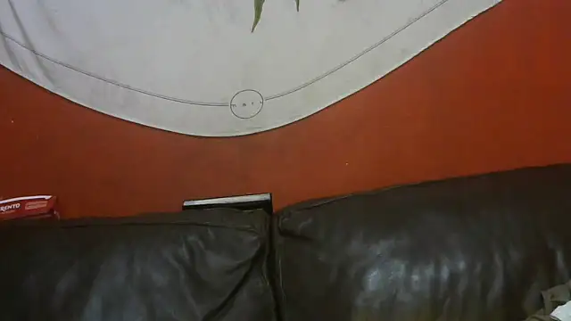 spacegirlll online show from December 23, 2024, 8:33 am