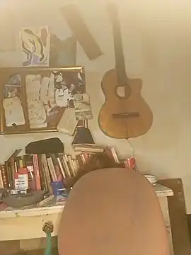 spacegirlll online show from February 13, 2025, 2:56 am