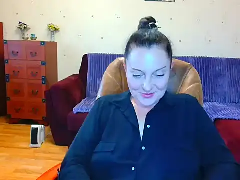 Alice3694 online show from November 2, 2025, 1:57 pm