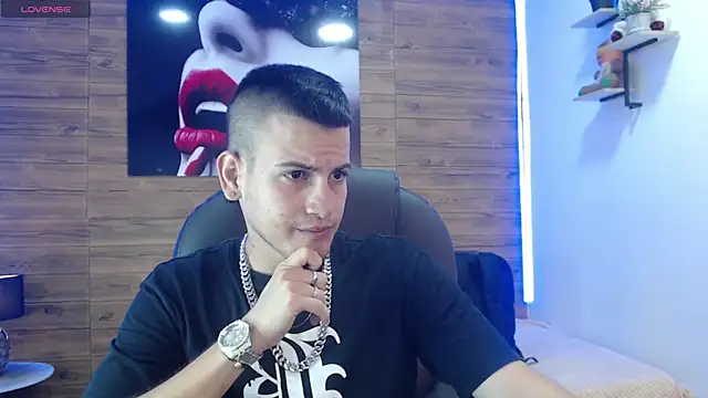 Snapshot of Cerokershelby chatting on February 8, 2025, 9:04 pm Cerokershelby online show from February 8, 2025, 9:04 pm