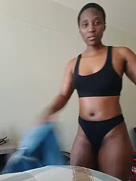 Snapshot of Lucy_Blacksilk chatting on August 4, 2026, 12:19 pm Lucy Blacksilk online show from August 4, 2026, 12:19 pm