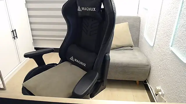 Snapshot of team_dinamite69 chatting on February 9, 2026, 12:42 pm team dinamite69 online show from February 9, 2026, 12:42 pm