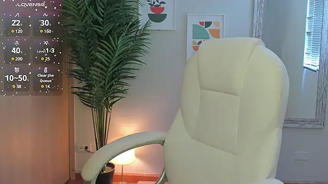 Elena Ruiz online show from December 12, 2024, 7:37 pm