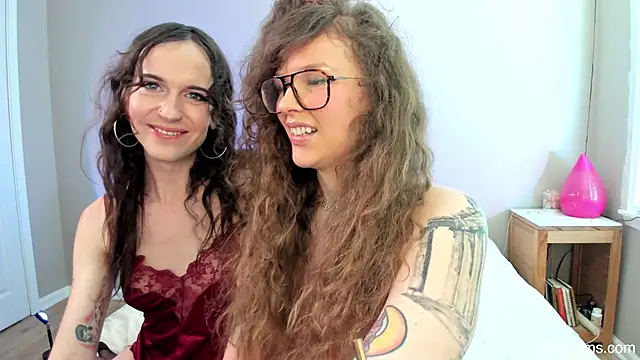 Snapshot of DelugeDuvall chatting on March 20, 2025, 7:57 pm DelugeDuvall online show from March 20, 2025, 7:57 pm