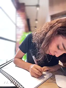 Katee Jones online show from February 11, 2025, 9:56 pm